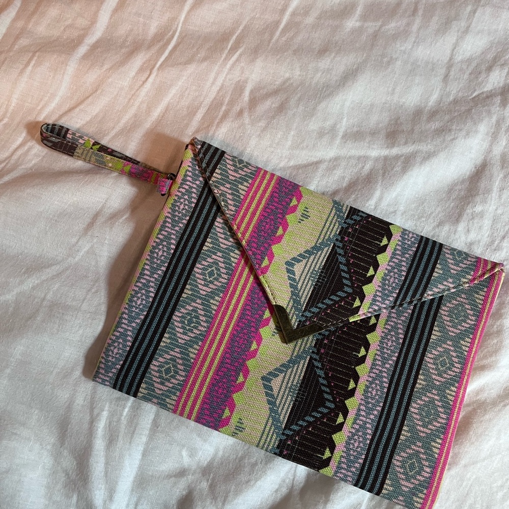 WRISTLET